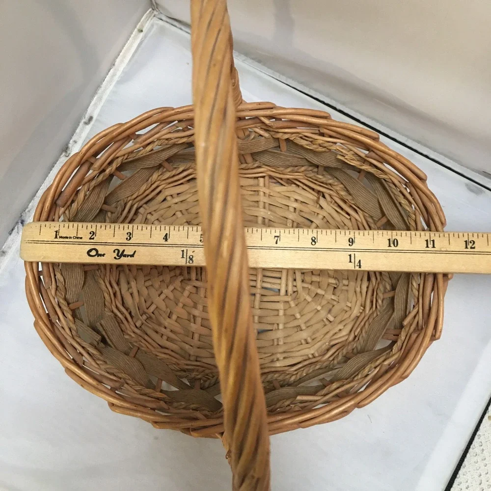 Wicker Basket Medium Tan Oval Willow Woven Handle Rustic Decor Cottagecore